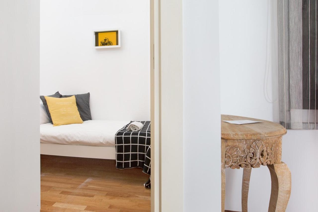 Stay U-Nique Apartments Balmes Barcelona Zewnętrze zdjęcie